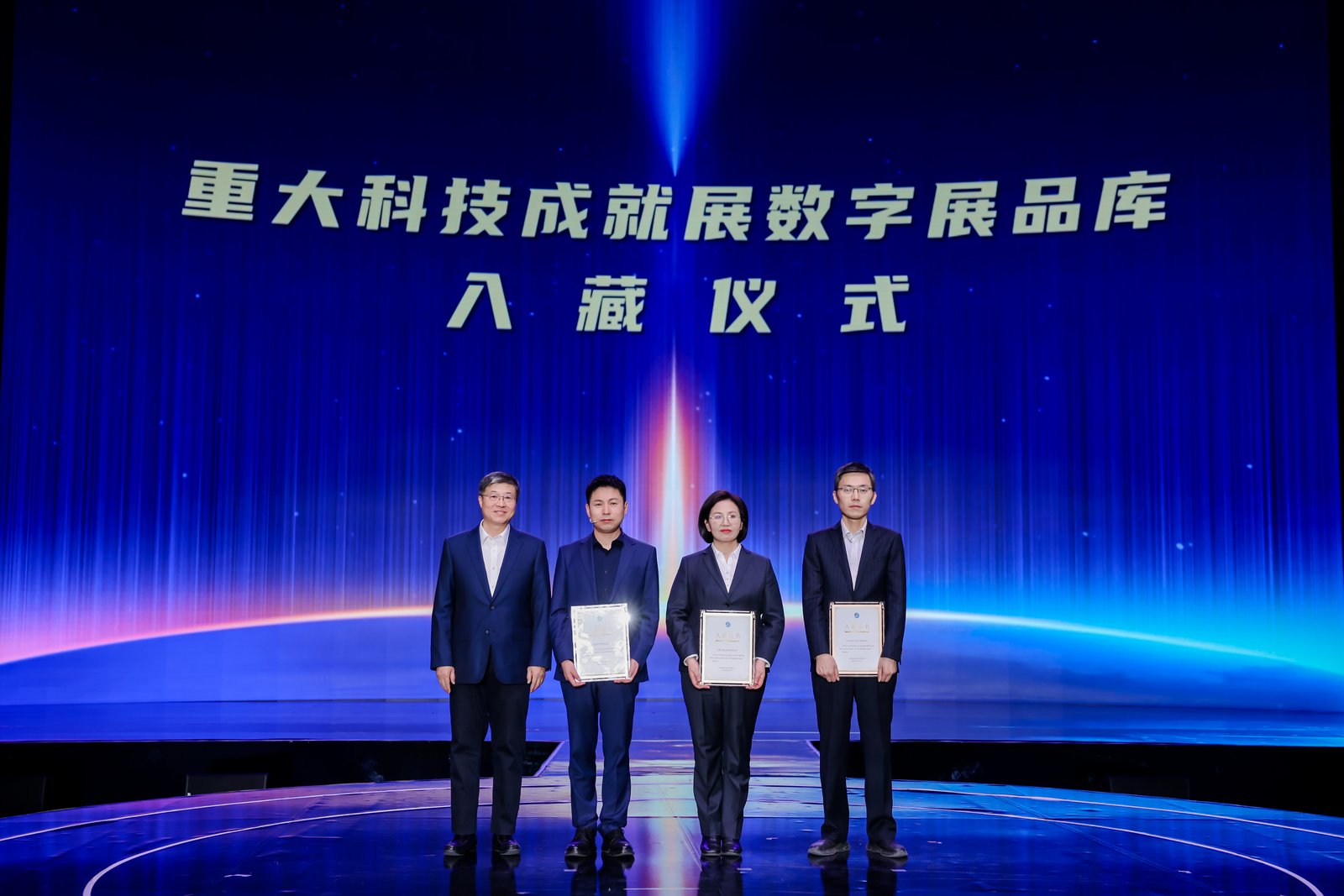 1735096025848834.jpg QXS6700.jpg~tplv-9lv23dm2t1-resize-animforce-v1_1600_3000_gif.jpg